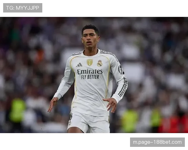 贝林厄姆前插吸引防守 为姆巴佩创造低压力射门空间 贝林厄姆前插吸引防守 为姆巴佩创造低压力射门空间